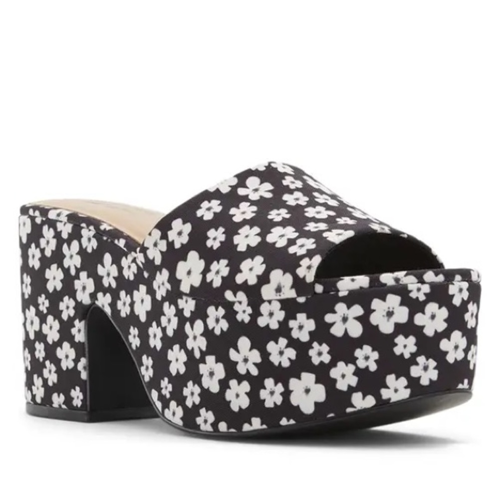 Call it spring Valerria floral print platform block heel sandal